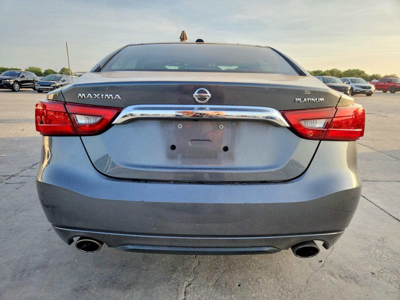 2017 Nissan Maxima Platinum - Image 6