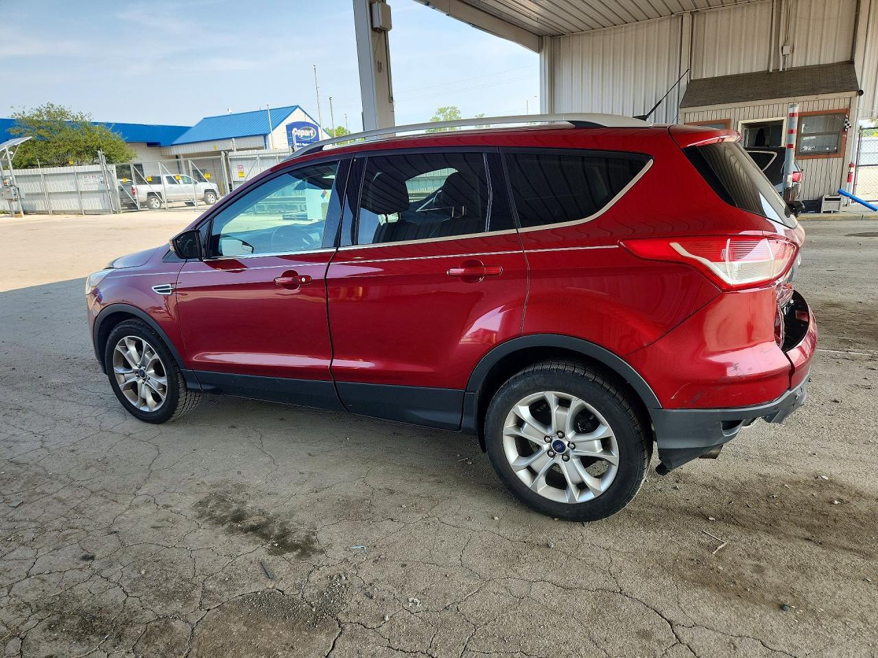 2016 Ford Escape Titanium - Фото 2