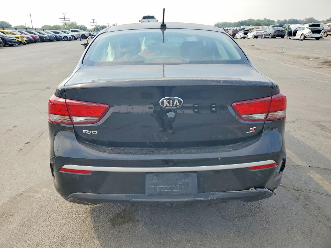 2021 Kia Rio S - Фото 6