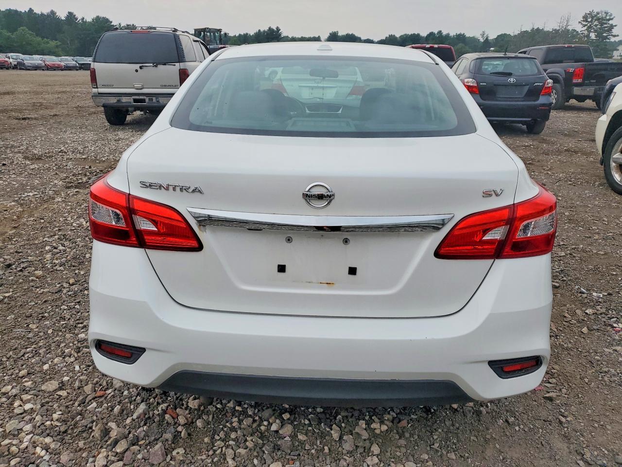 2017 Nissan Sentra Sv - Фото 6