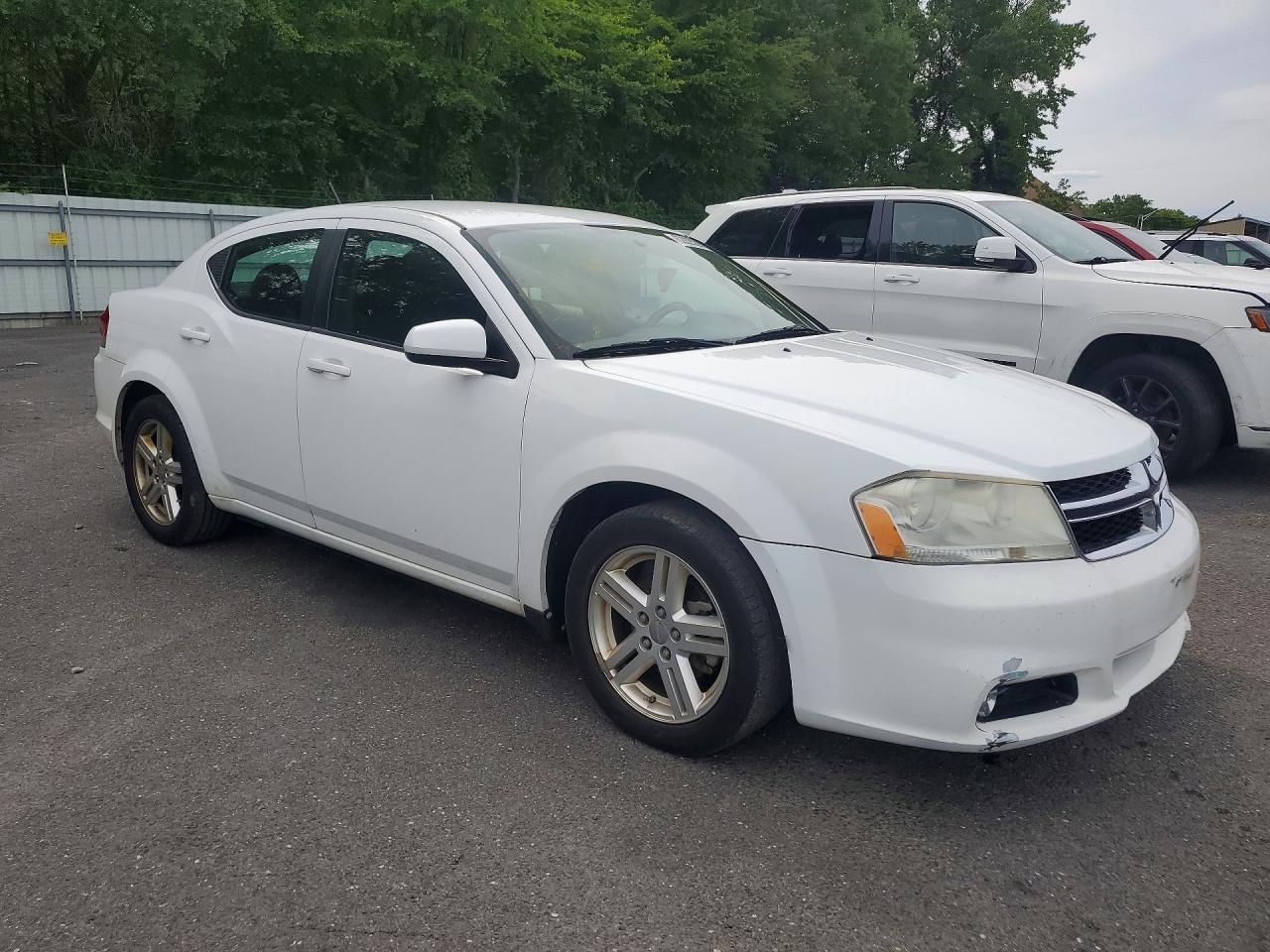 2013 Dodge Avenger Sxt - Image 4
