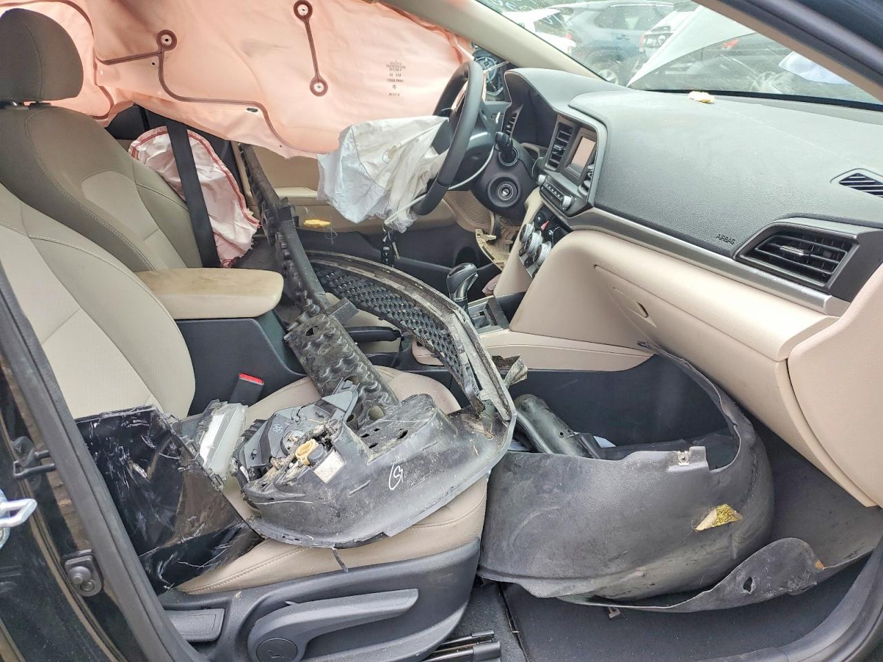 2019 Hyundai Elantra Se - Фото 7