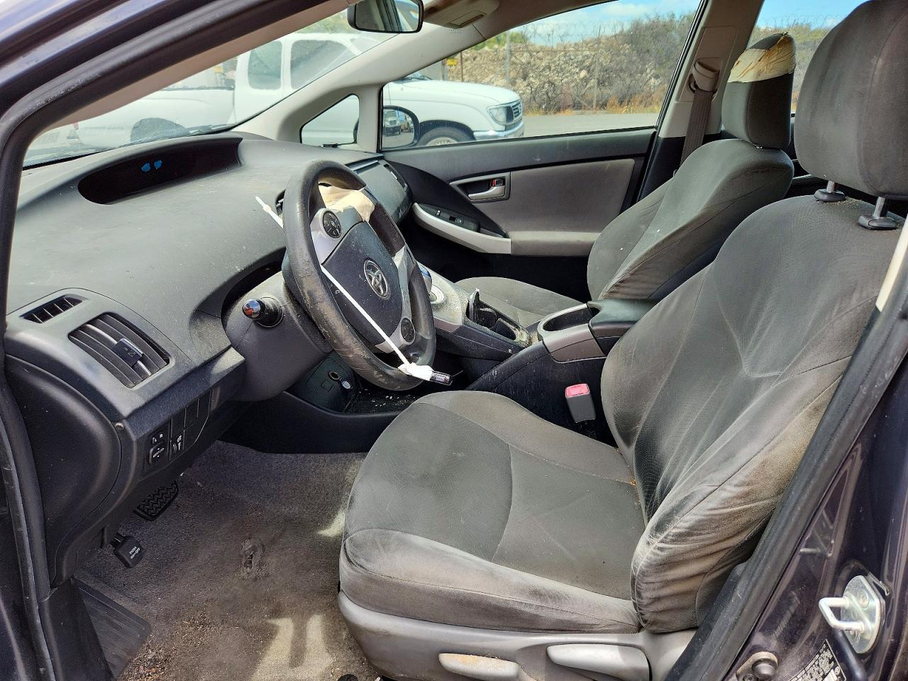 2013 Toyota Prius One - Image 7