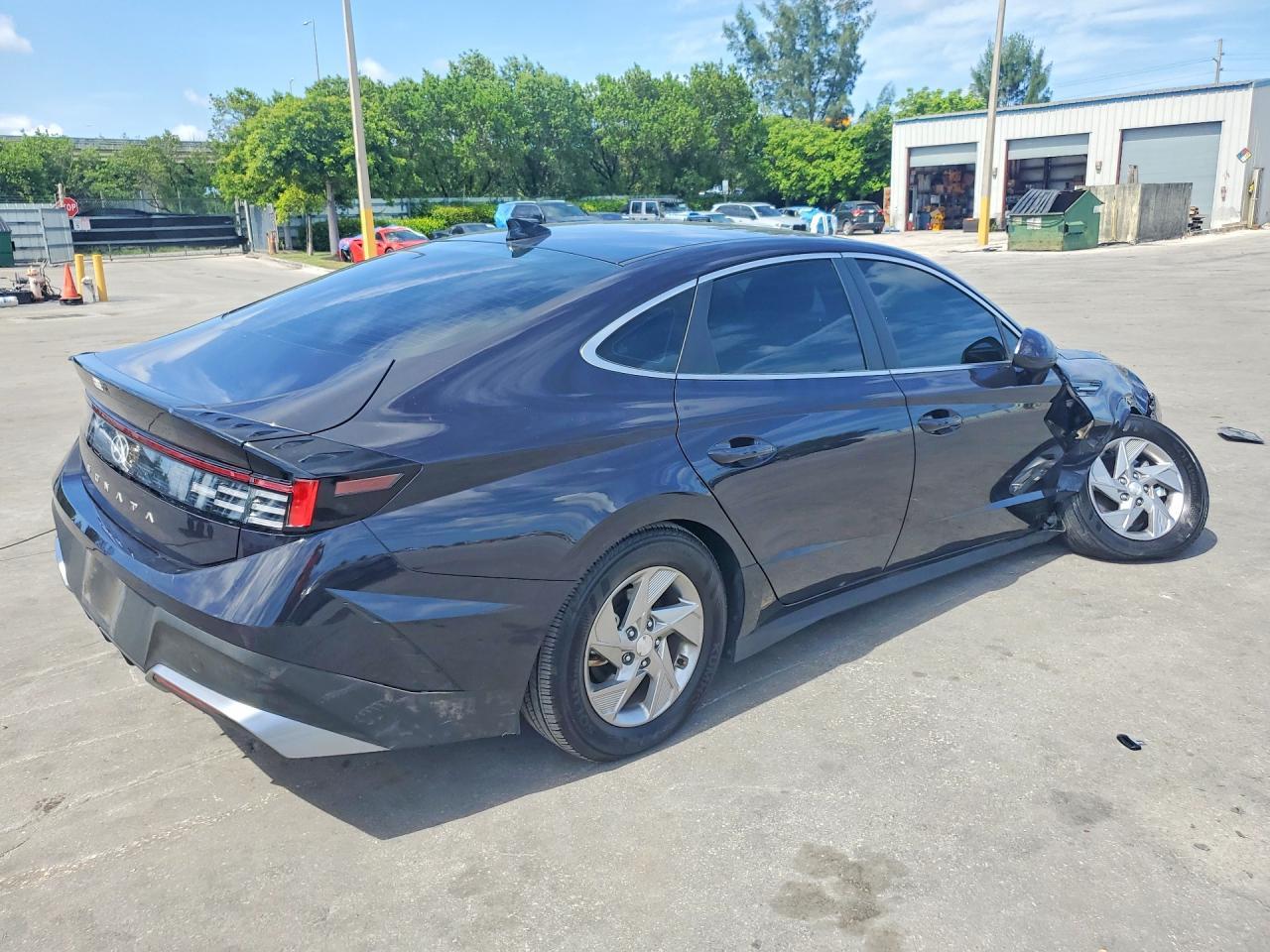 2026 Hyundai Sonata Se - Image 3
