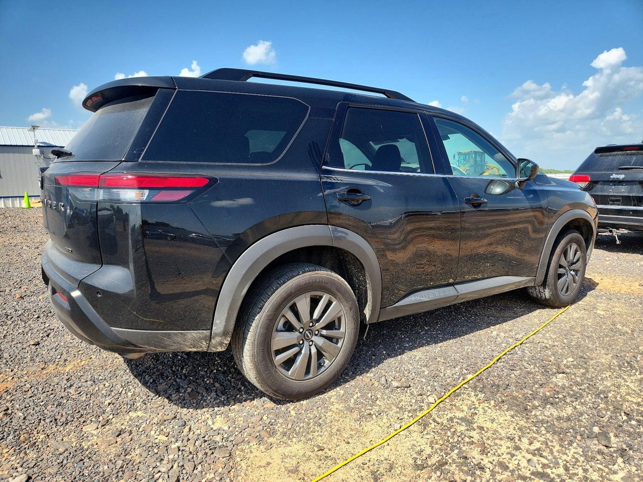 2026 Nissan Pathfinder Sv - Фото 3