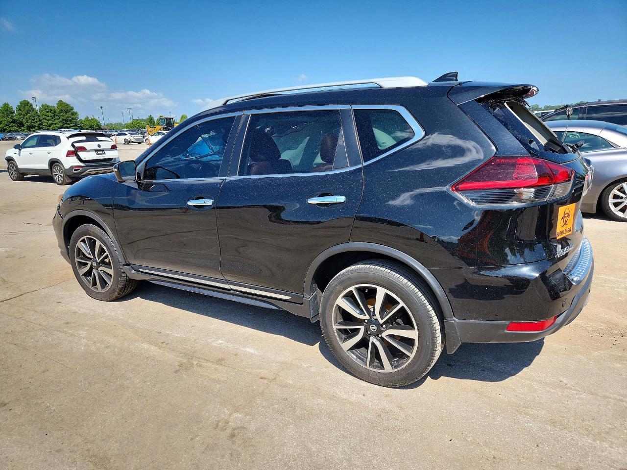 2019 Nissan Rogue S - Image 2