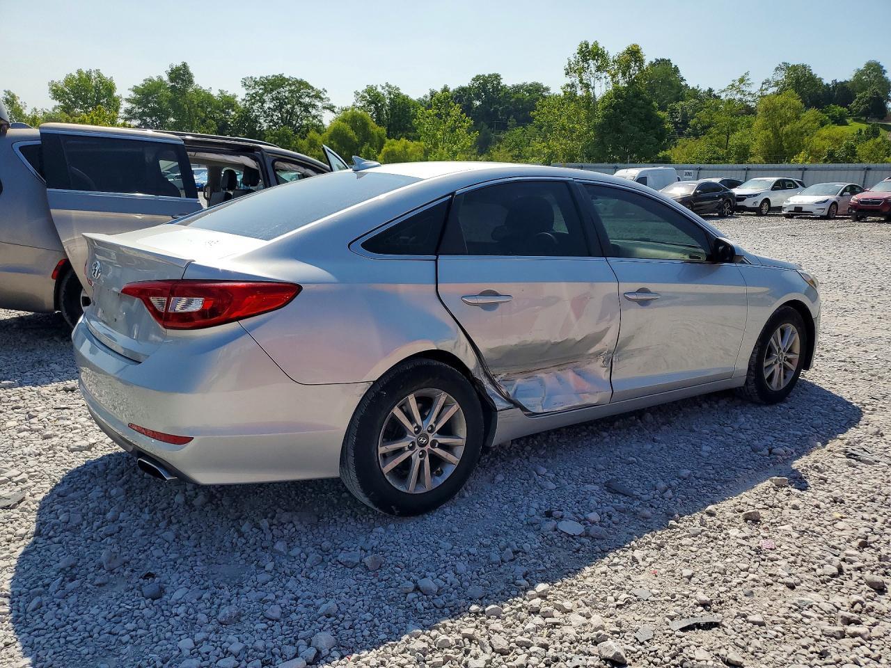 2015 Hyundai Sonata Se - Фото 3