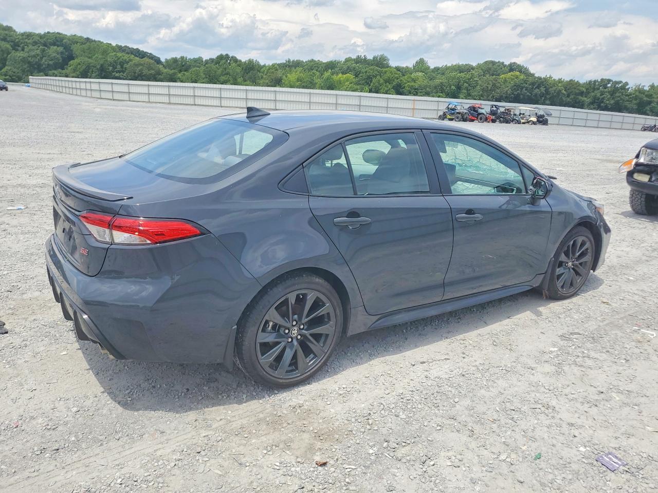 2025 Toyota Corolla Se - Image 3