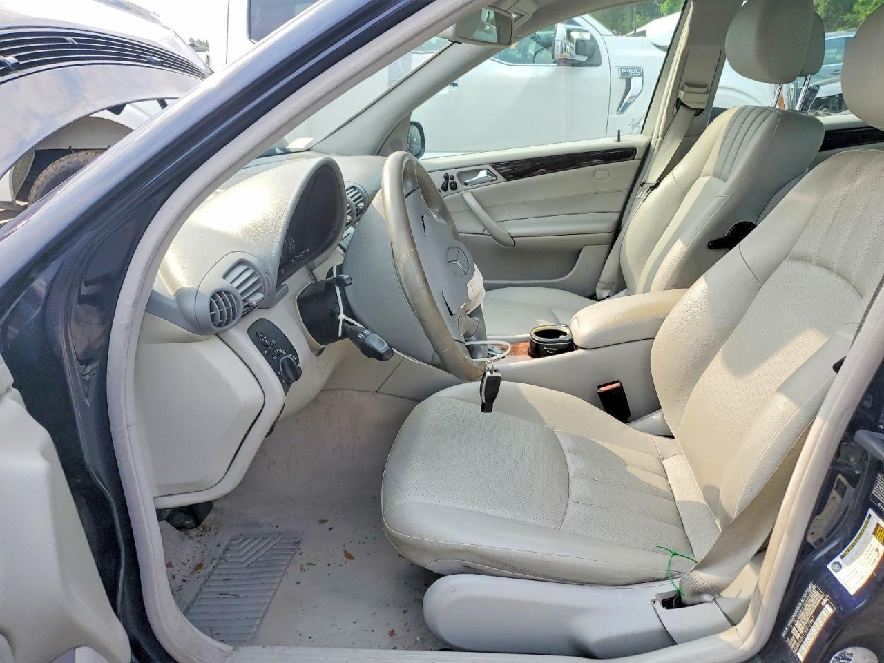 2007 Mercedes-Benz C 280 4Matic - Image 7