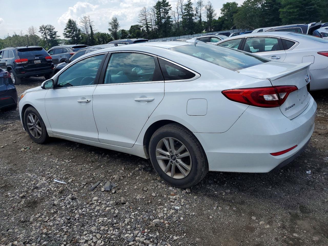 2017 Hyundai Sonata Se - Фото 2