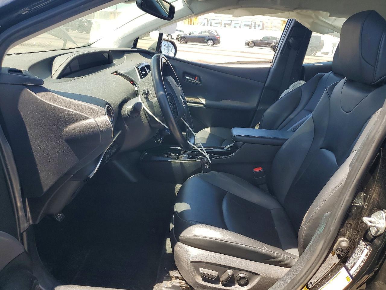2022 Toyt Prius - Фото 7