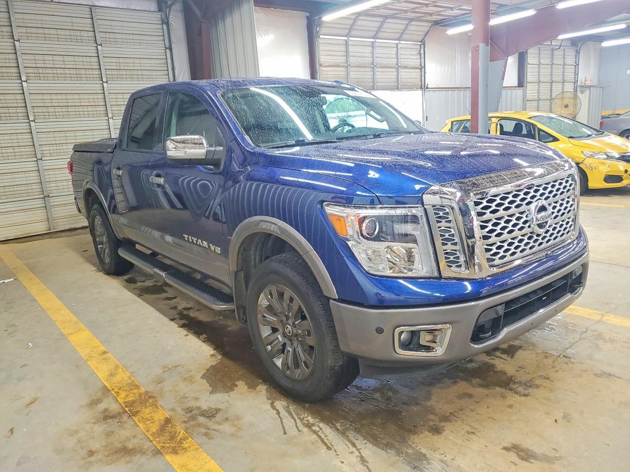 2018 Nissan Titan Platinum Reserve - Фото 4