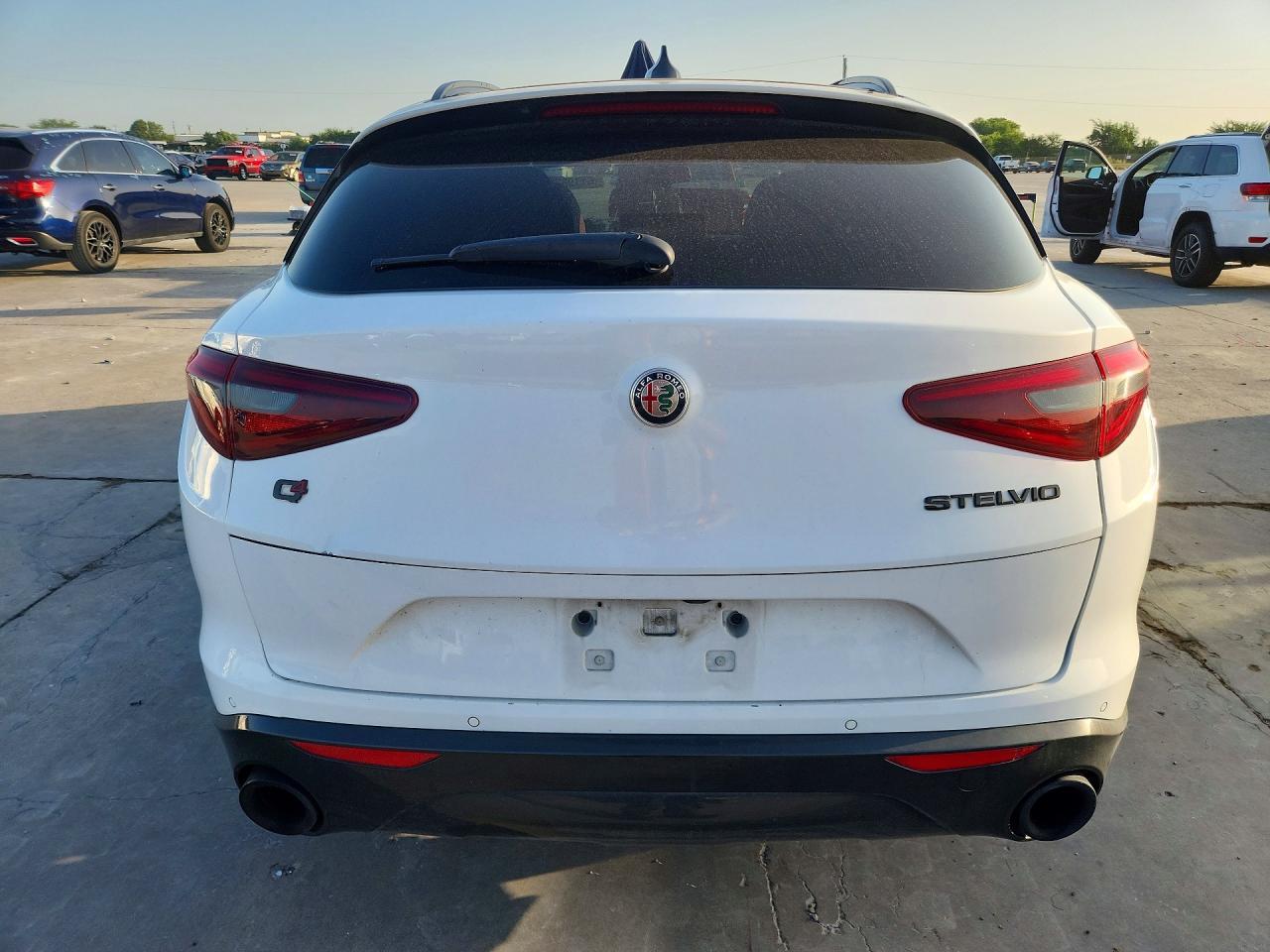 2020 Alfa Romeo Stelvio Ti - Фото 6