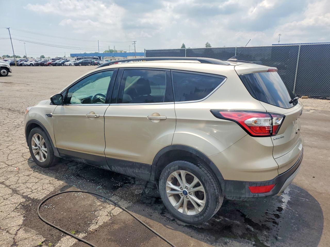 2018 Ford Escape Sel - Фото 2