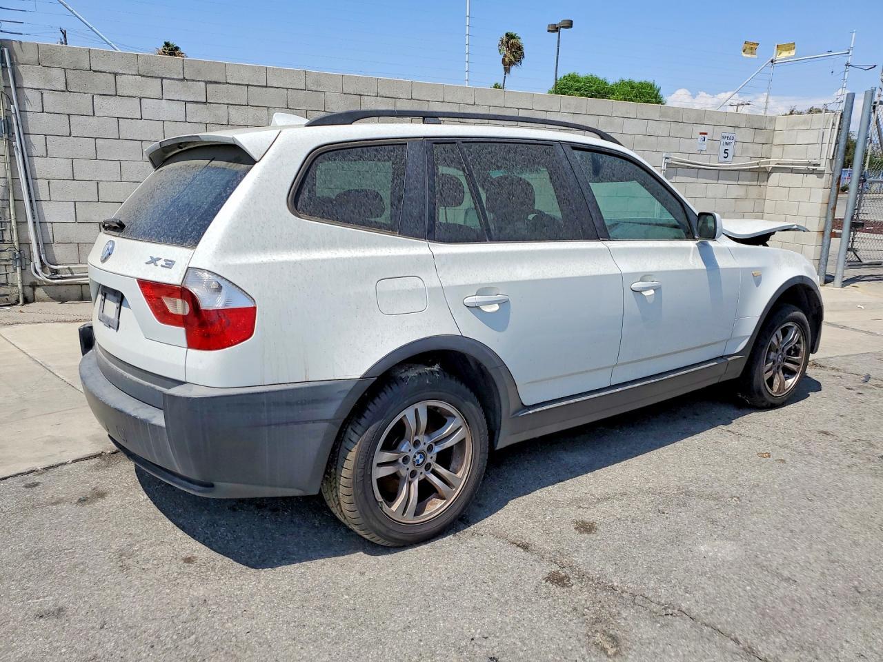 2004 BMW X3 3.0I - Image 3