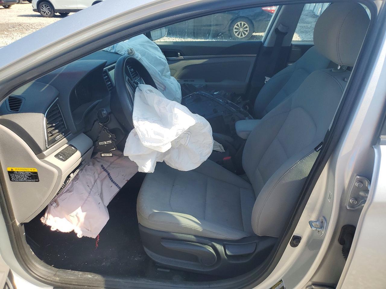 2017 Hyundai Elantra Se - Фото 7