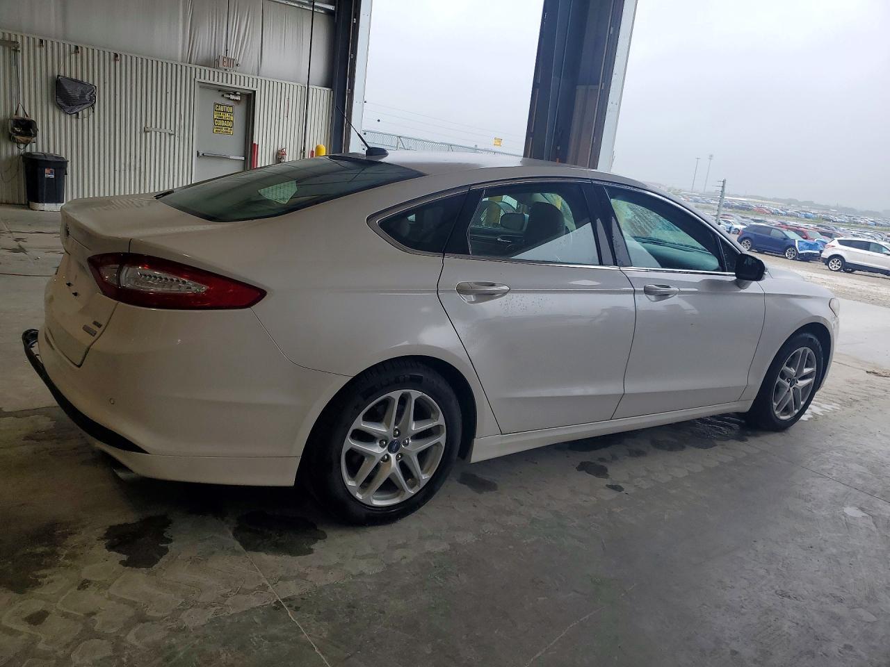 2013 Ford Fusion Se - Image 3