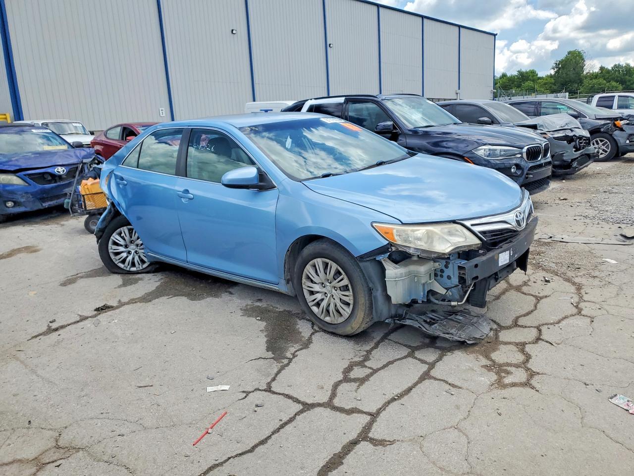 2012 Toyota Camry Le - Image 4