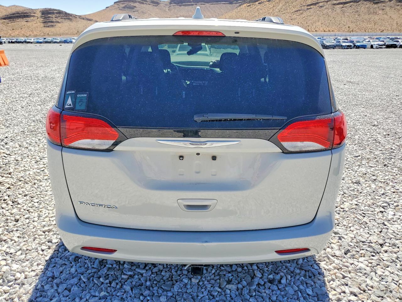 2017 Chrysler Pacifica Lx - Фото 6