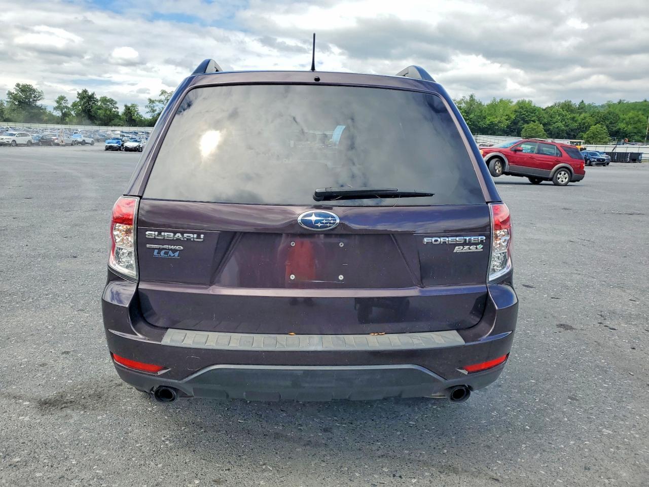 2013 Subaru Forester 2.5X Premium - Image 6