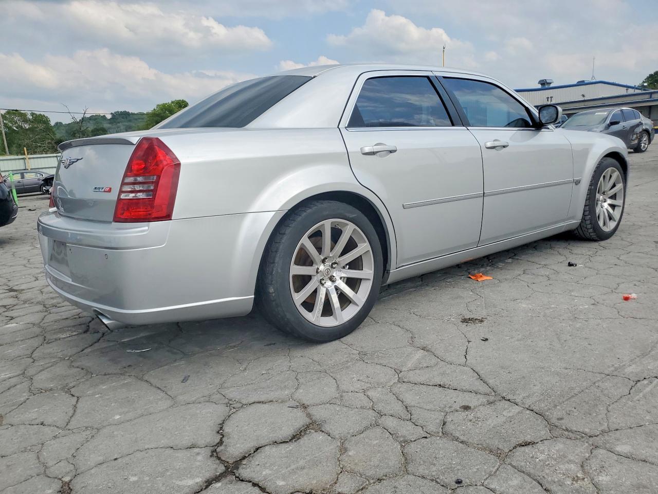 2006 Chrysler 300C Srt-8 - Image 3