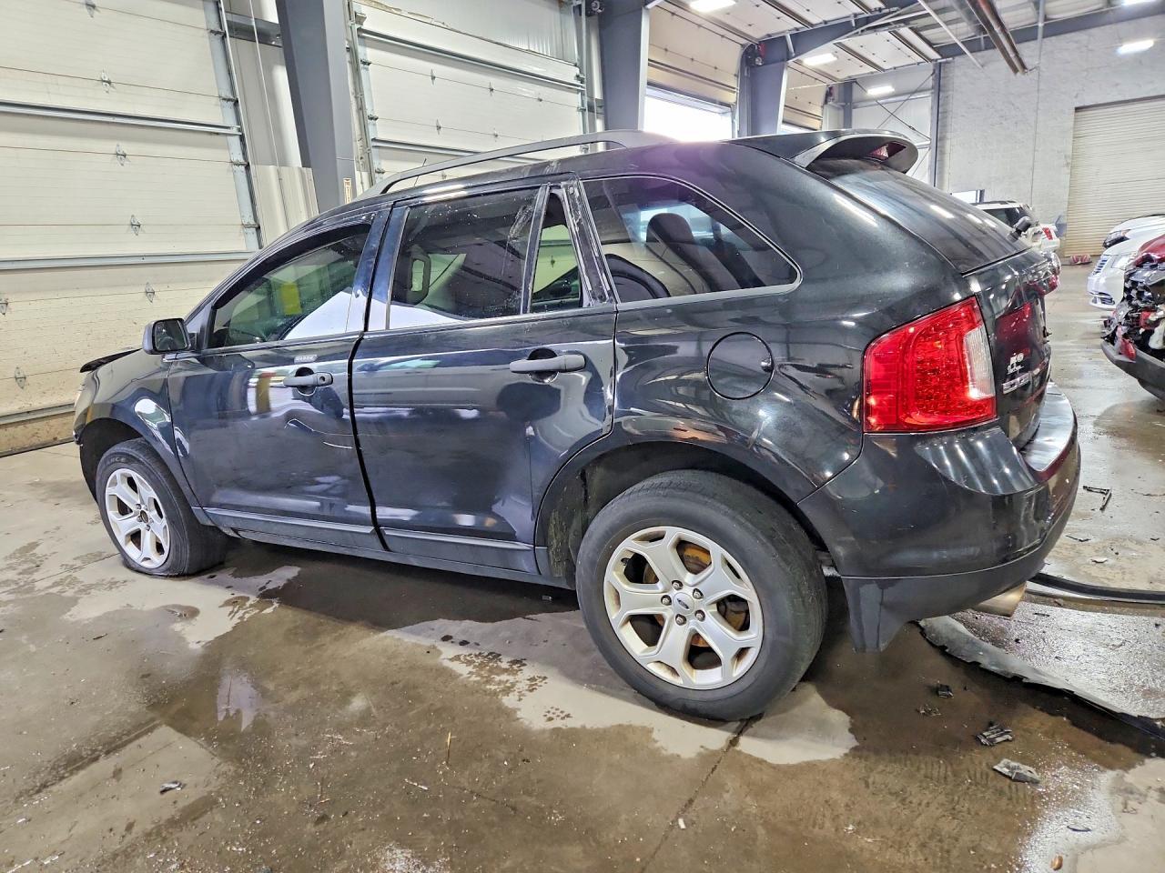 2014 Ford Edge Se - Фото 2