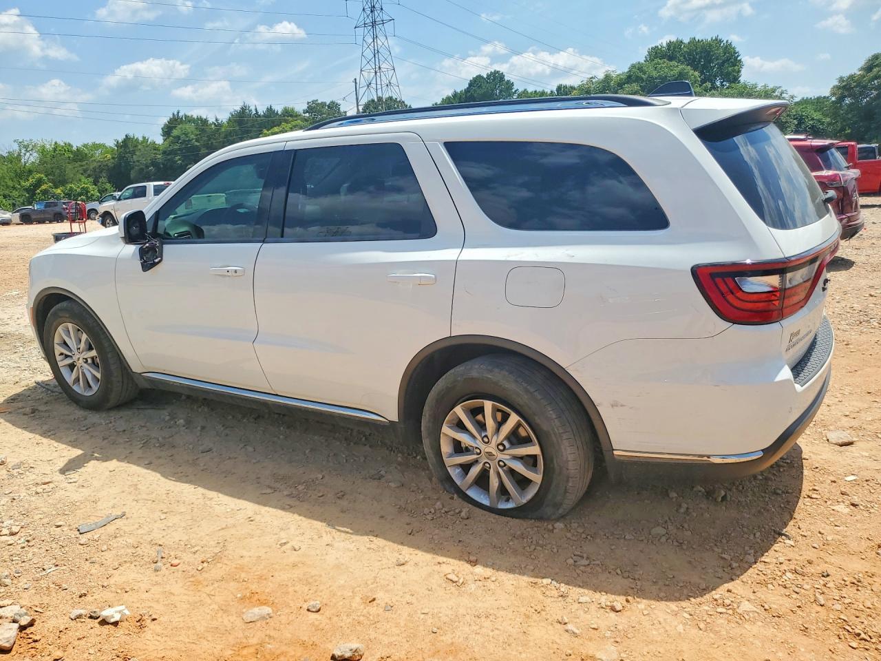 2022 Dodge Durango Sxt - Image 2