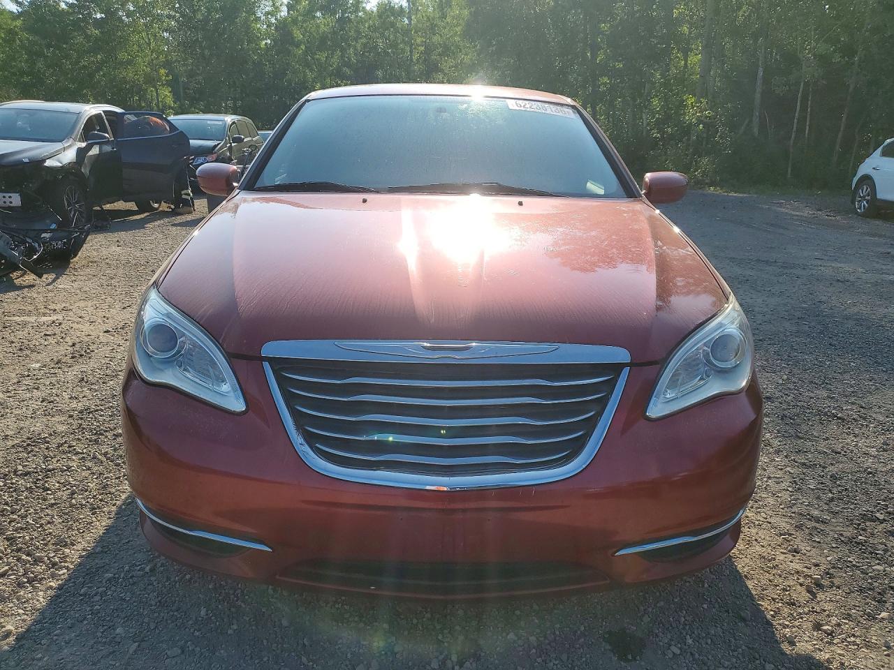 2013 Chrysler 200 Lx - Image 5