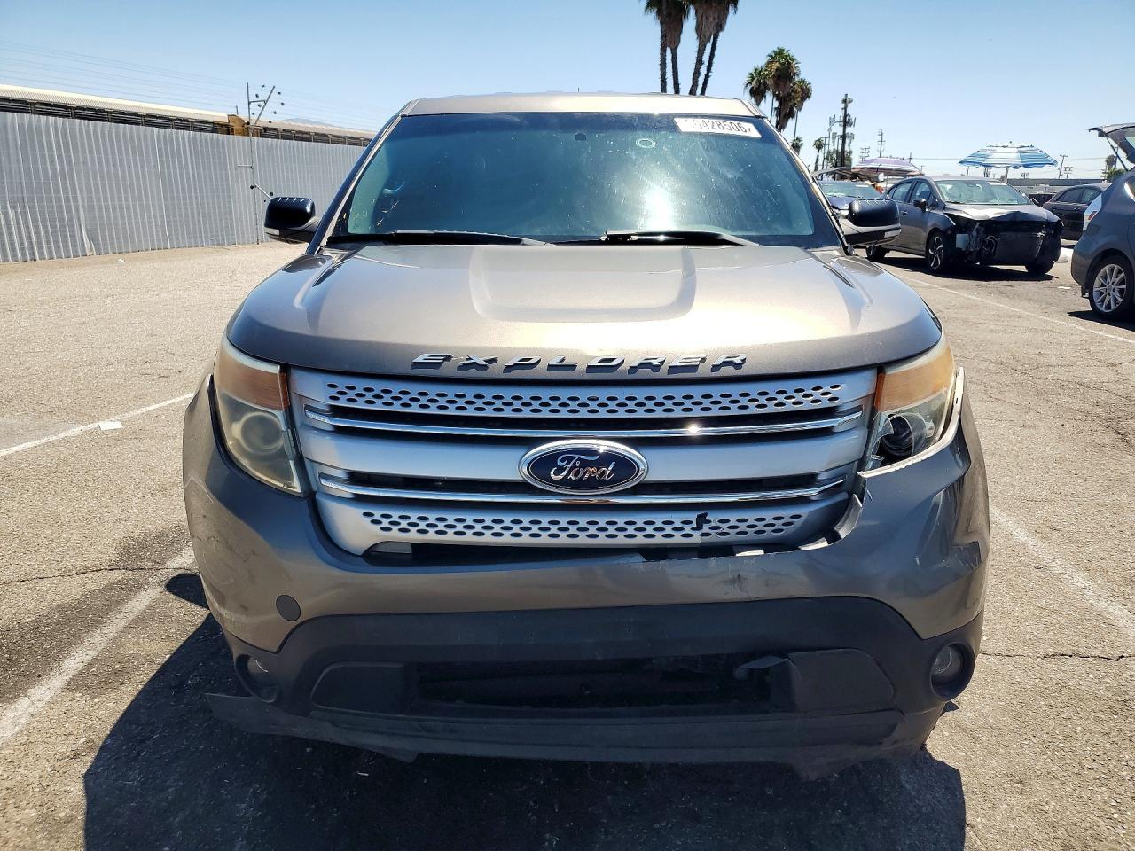 2014 Ford Explorer Xlt - Image 5