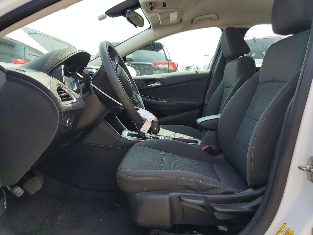 2018 Chevrolet Cruze Ls - Image 7