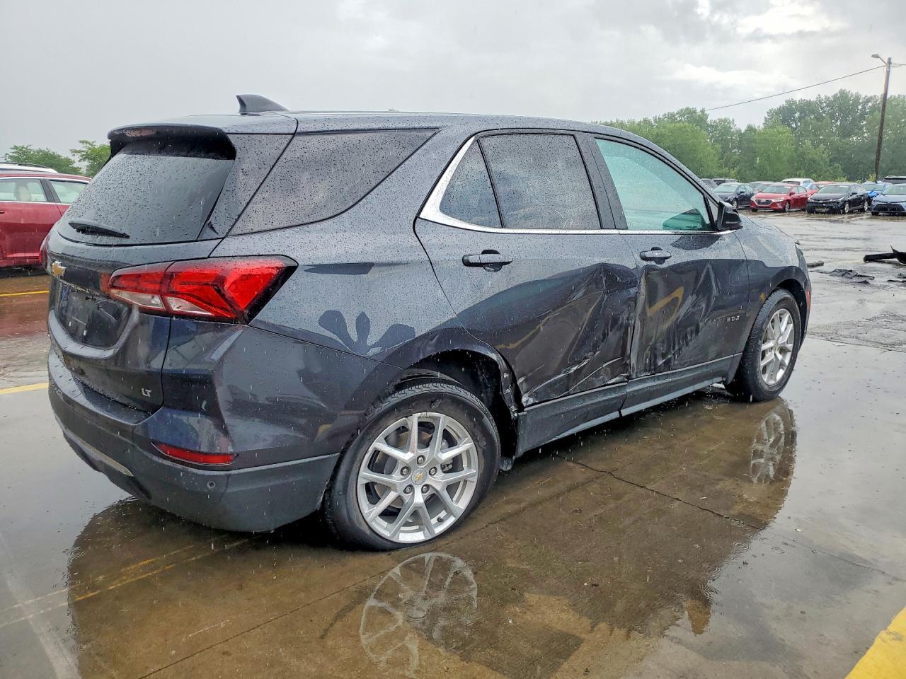 2022 Chevrolet Equinox Lt - Фото 3