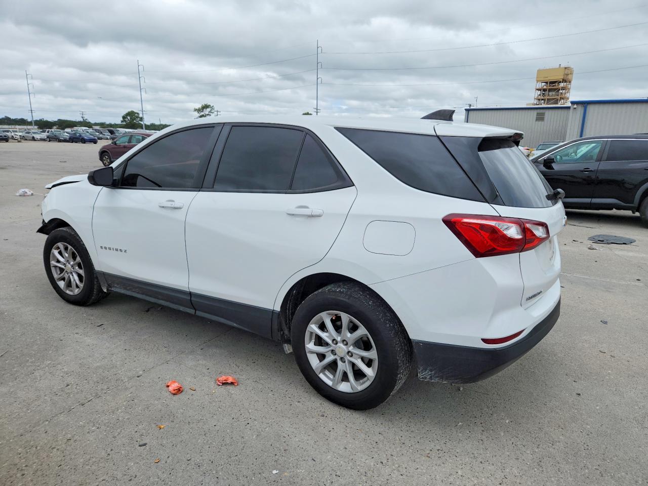 2021 Chevrolet Equinox Ls - Image 2