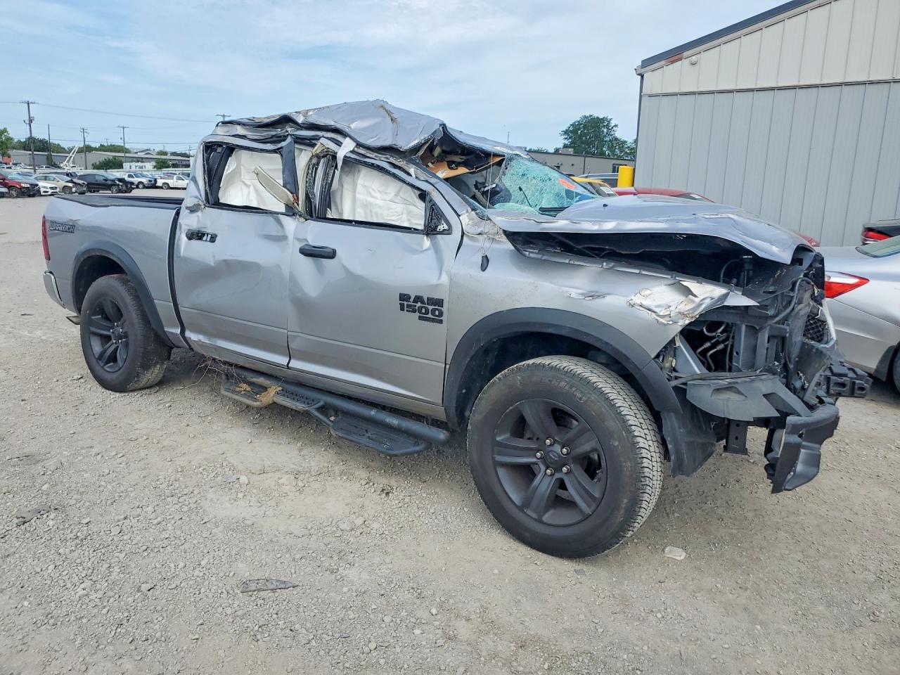 2022 Ram 1500 Classic Slt - Image 4