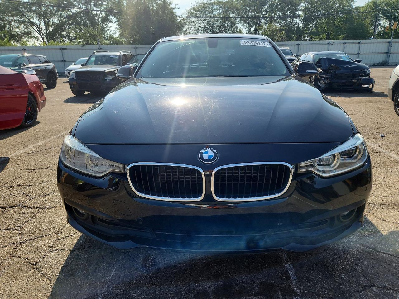 2018 BMW 320 Xi - Фото 5