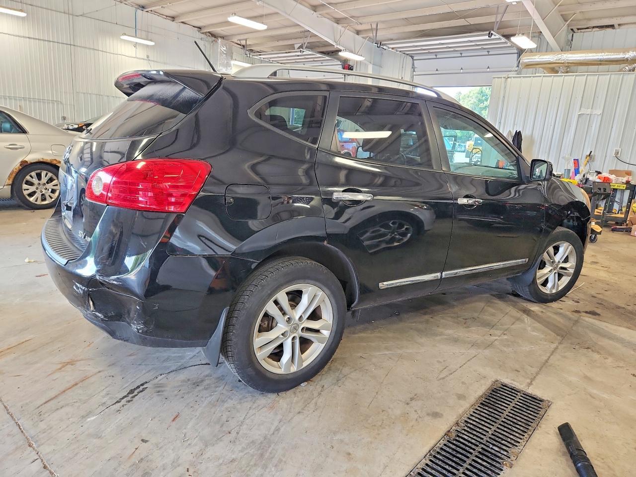 2012 Nissan Rogue S - Фото 3