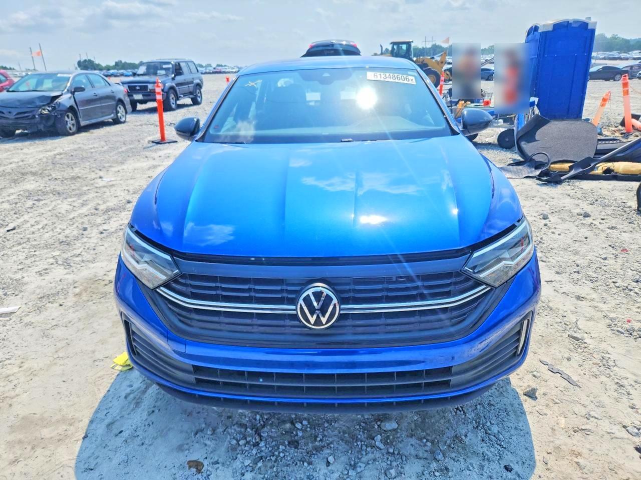 2024 Volkswagen Jetta Sport - Image 5
