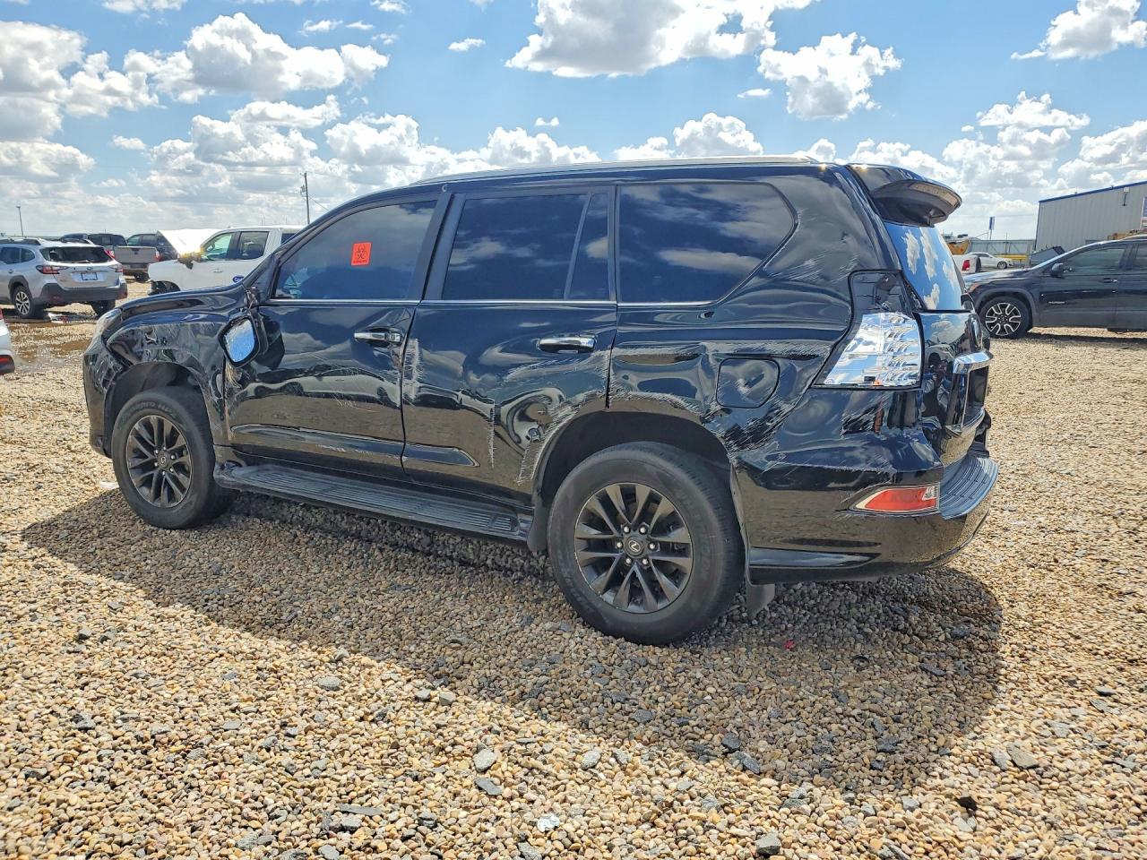 2020 Lexus Gx 460 Premium - Image 2