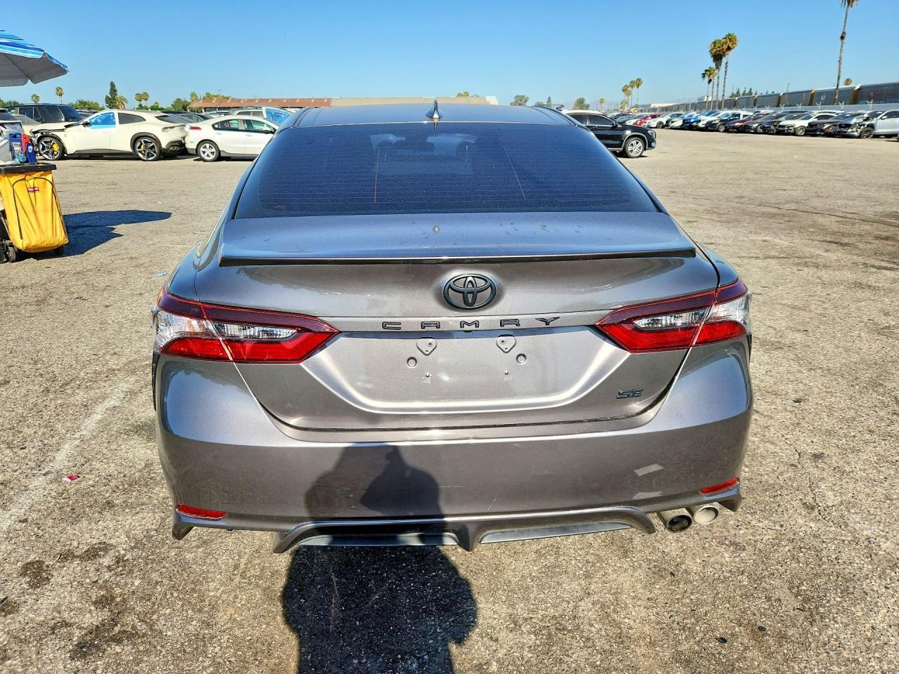 2023 Toyota Camry Se - Фото 6