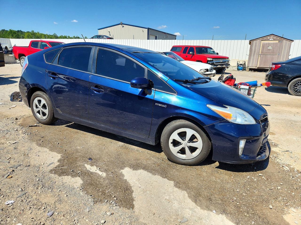 2013 Toyota Prius Four - Image 4