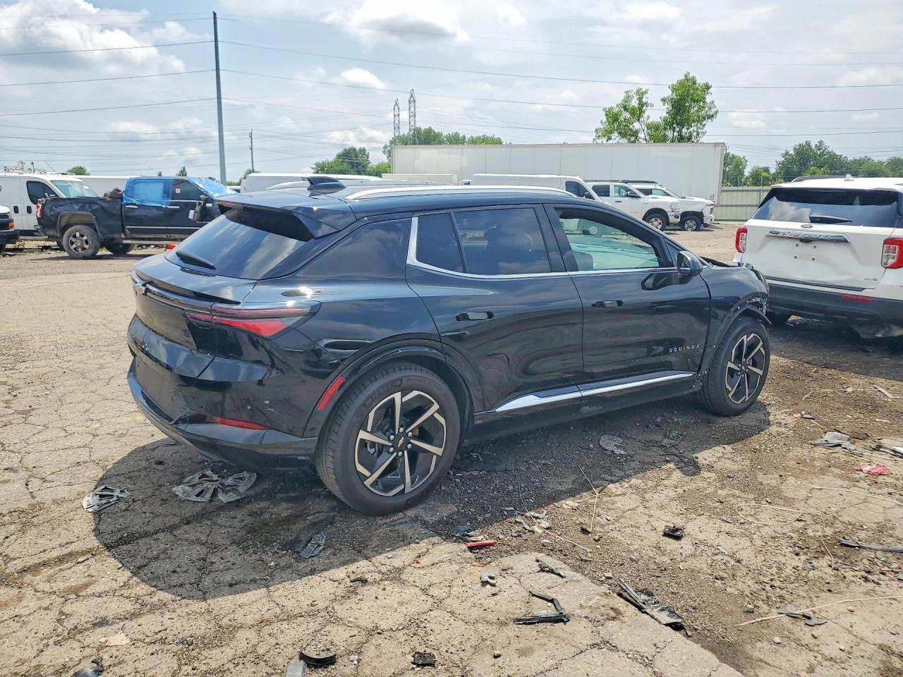 2025 Chevrolet Equinox Lt - Фото 3