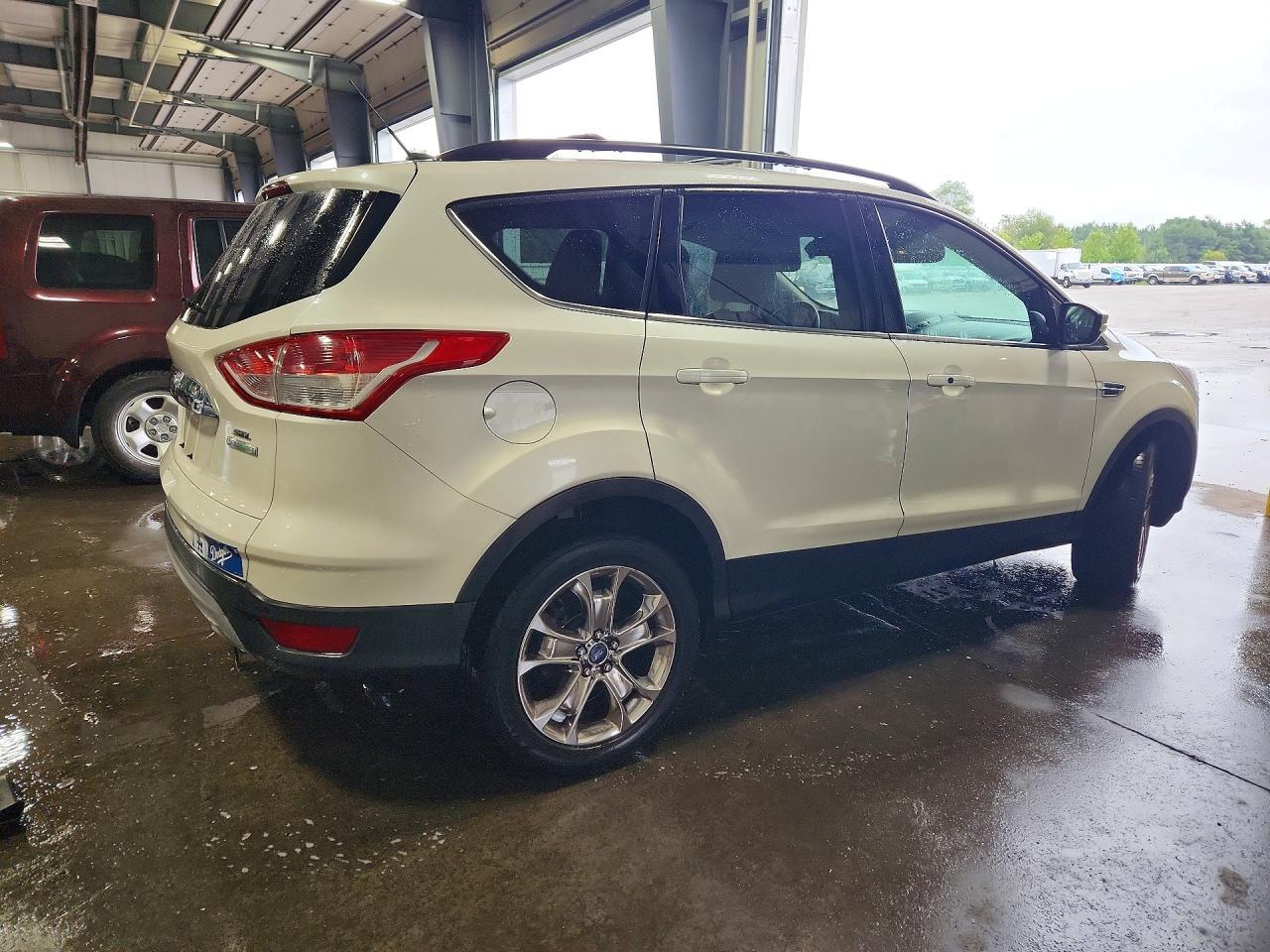 2013 Ford Escape Sel - Фото 3