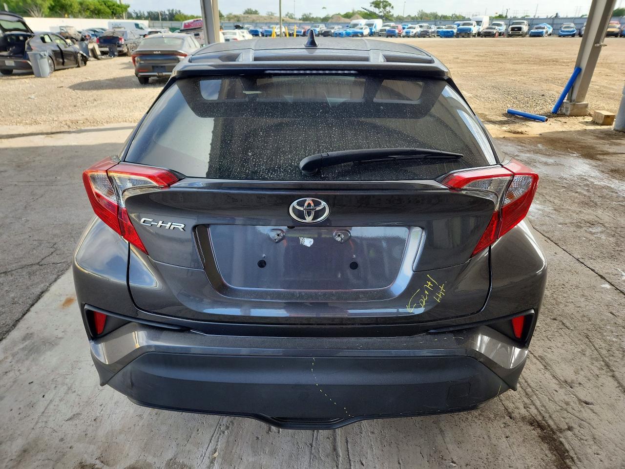 2021 Toyota Chr - Фото 6