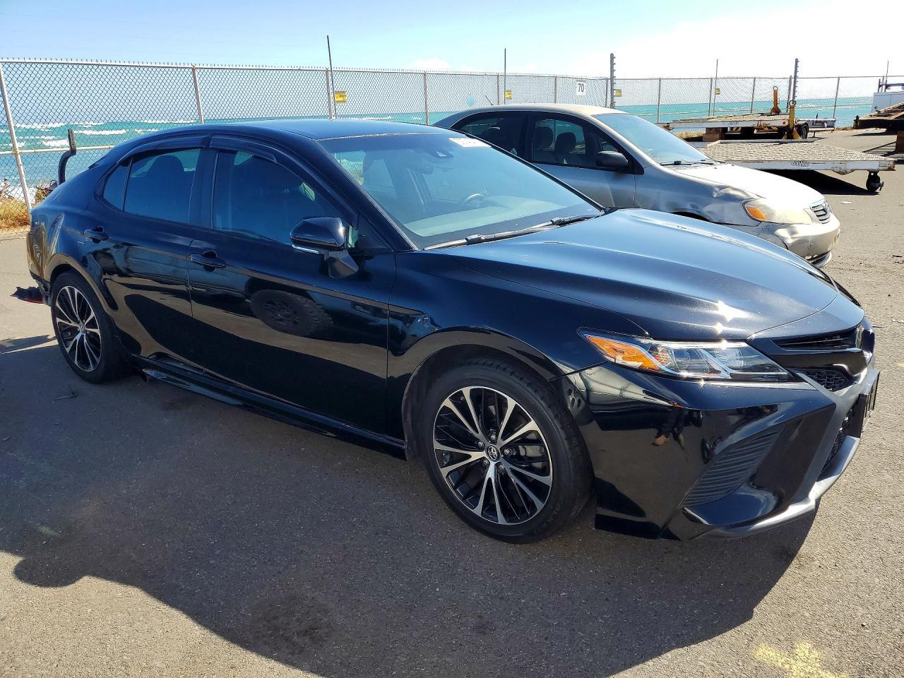 2018 Toyota Camry L - Фото 4
