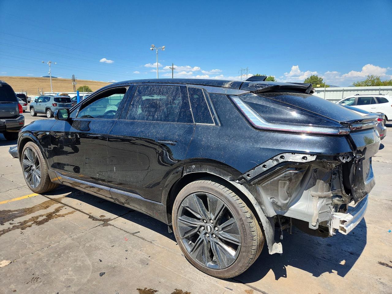 2024 Cadillac Lyriq Sport - Фото 2