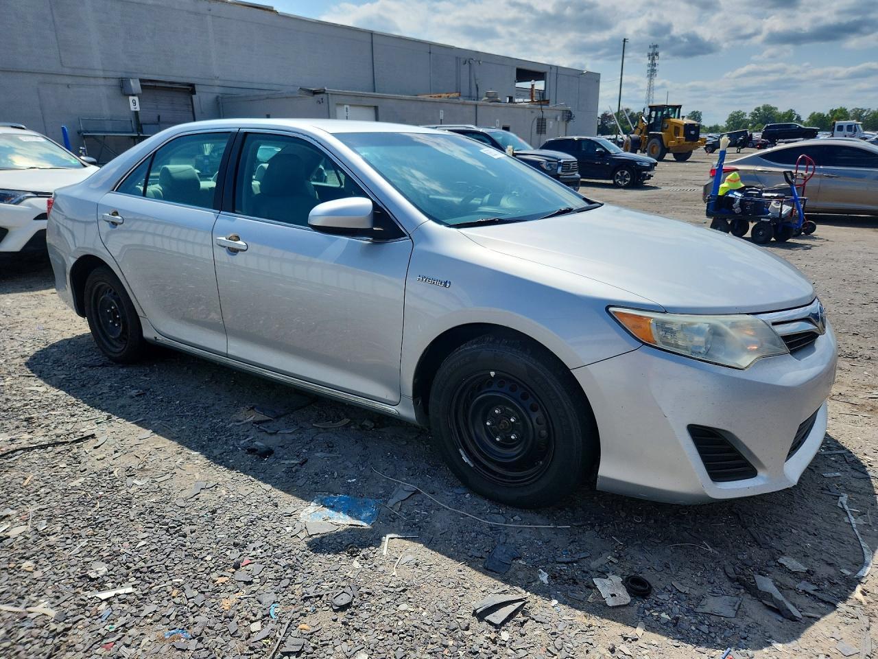 2012 Toyota Camry Hybrid Le - Фото 4