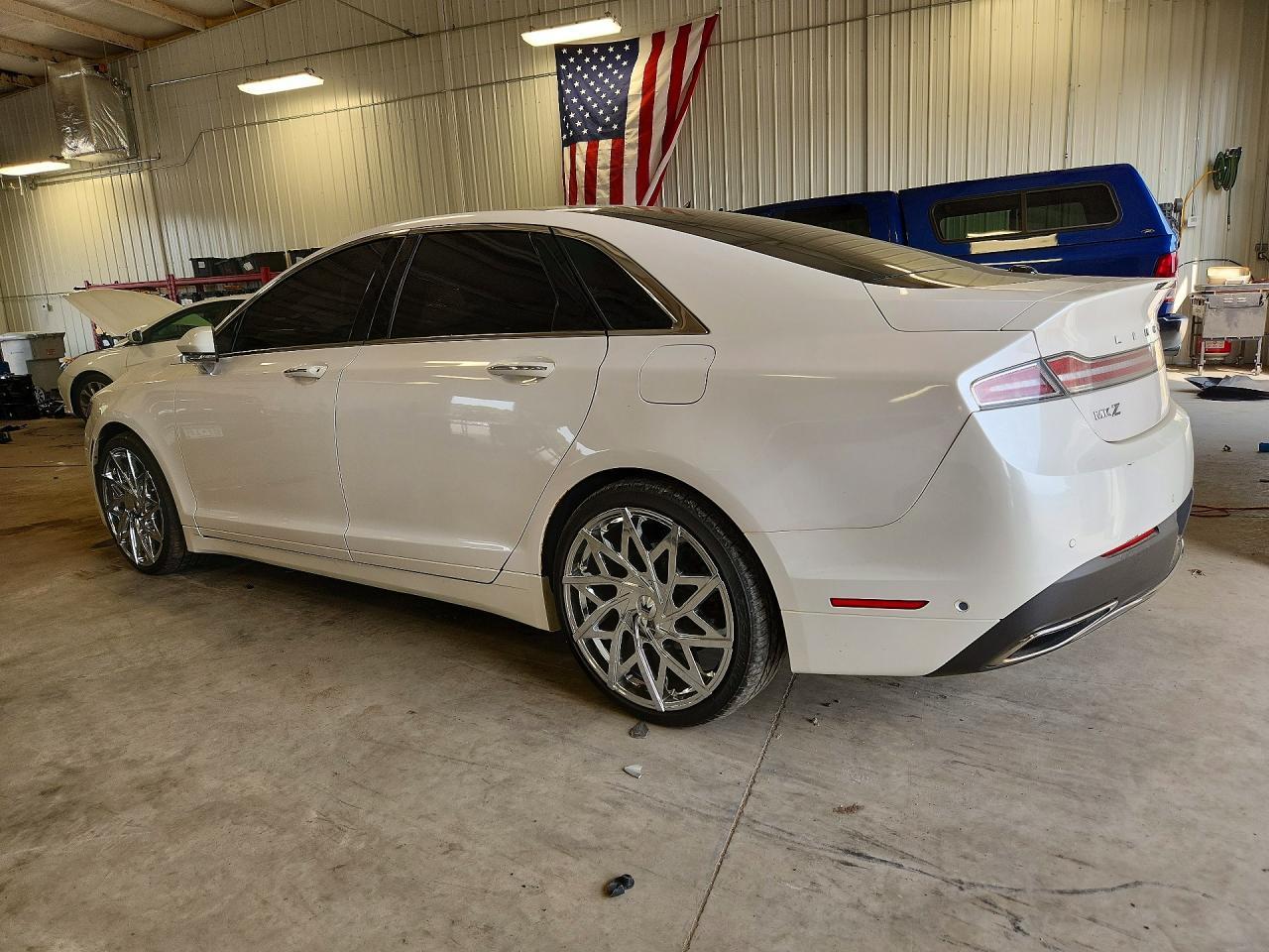 2017 Lincoln Mkz Select - Фото 2