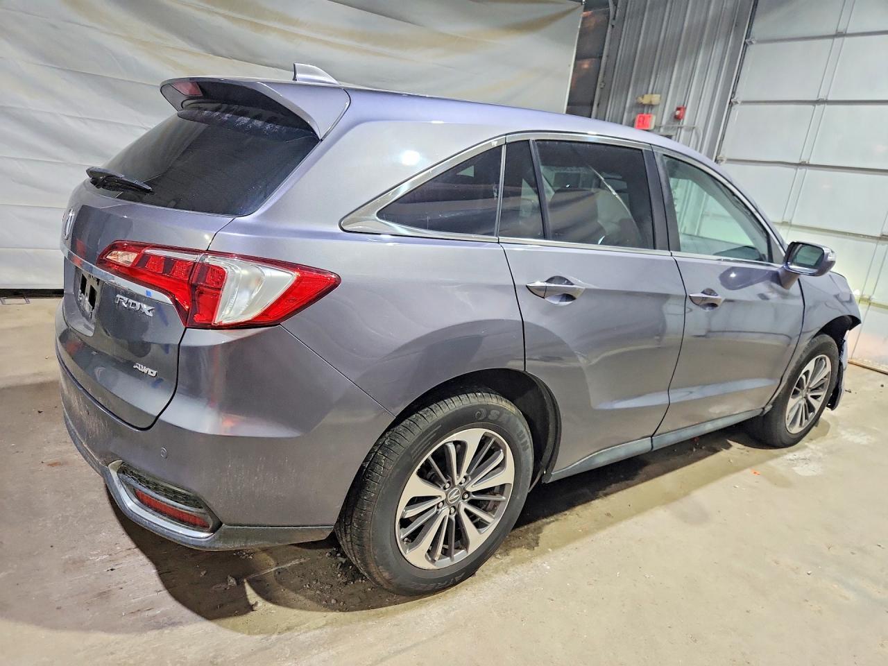 2017 Acura Rdx Advance - Image 3