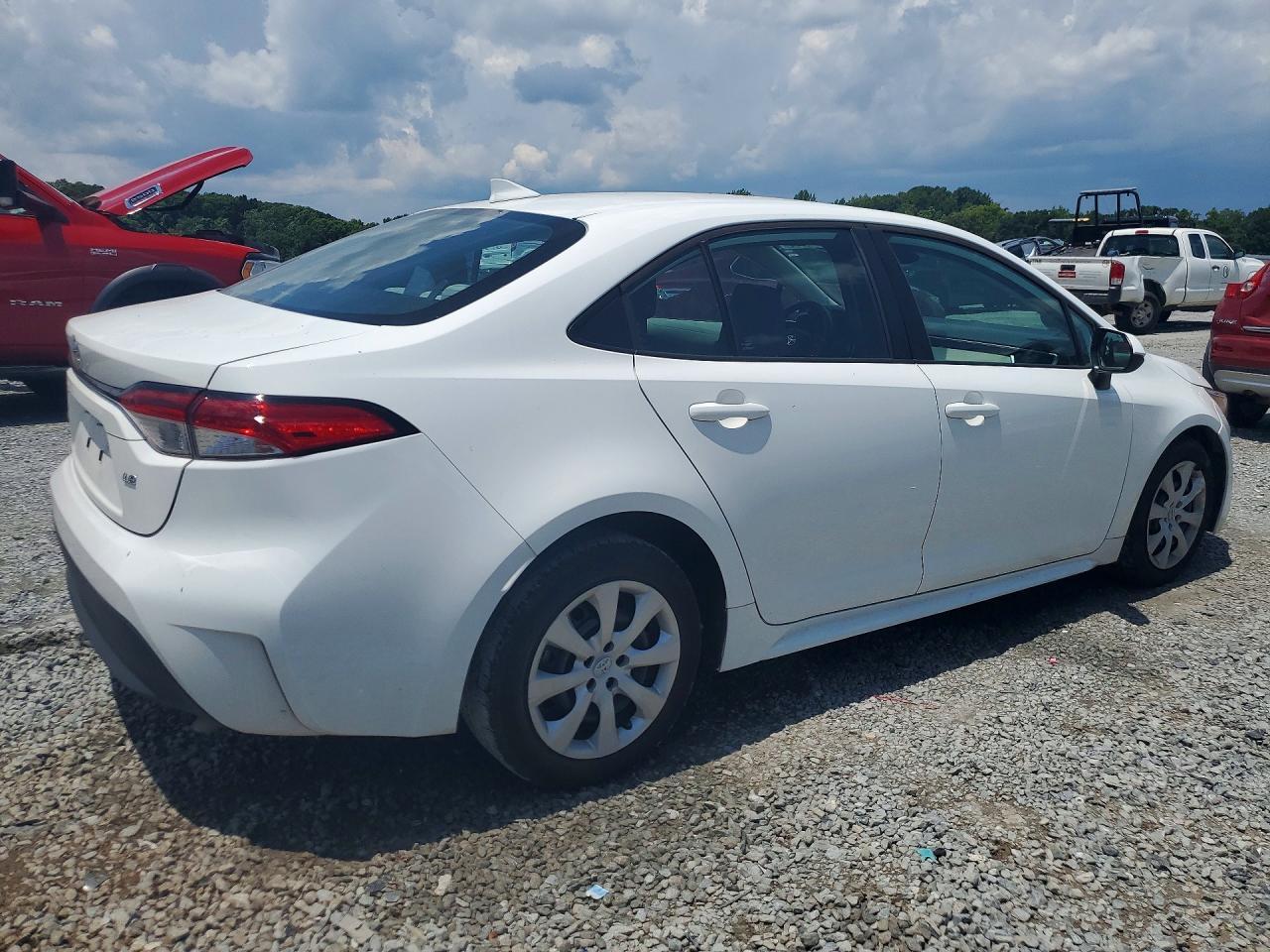 2023 Toyota Corolla Le - Image 3
