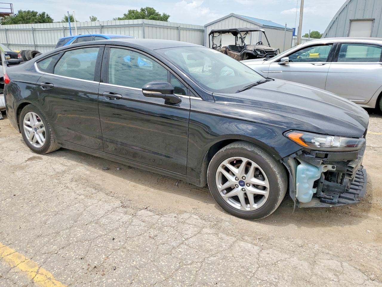 2016 Ford Fusion Se - Image 4