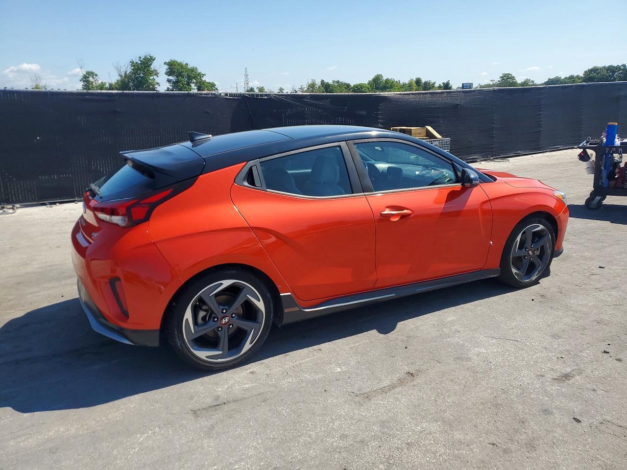2019 Hyundai Veloster Turbo Ultimate - Image 3